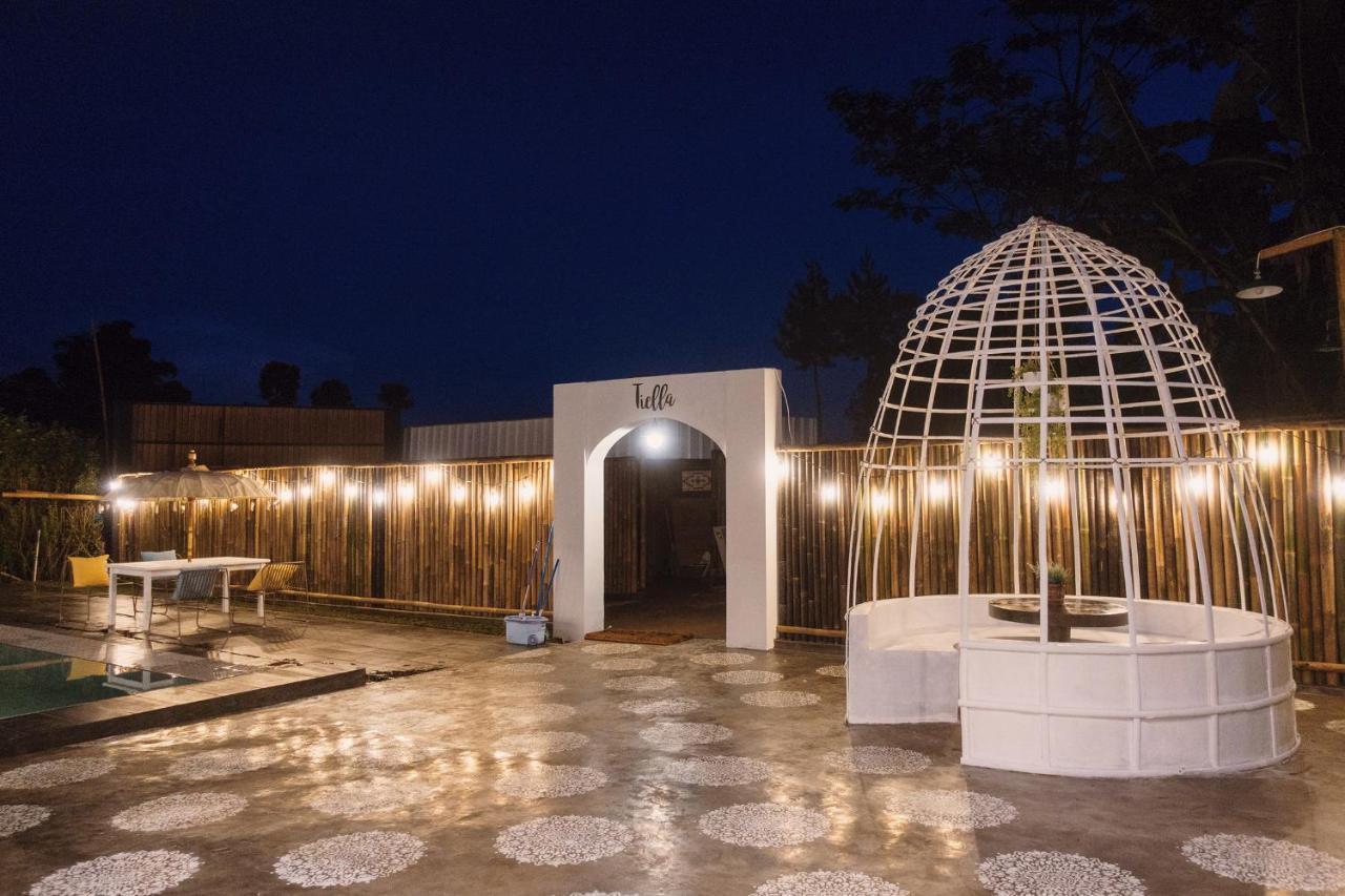 Villa Tiella By The 100 Bogor